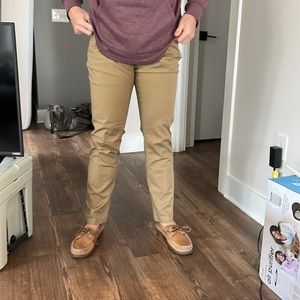 Oakley khaki jeans size 33w 32l